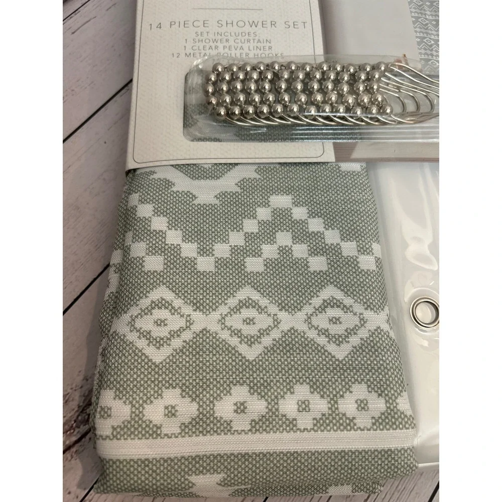 Lily and Birdie 14 Piece Shower Set Sage Green Geometric‎